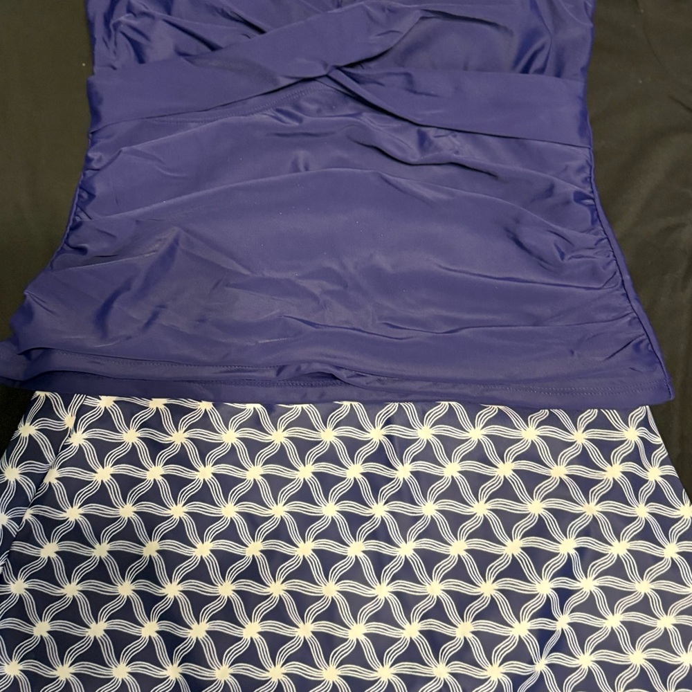Stylish Blue and White Patterned Tankini